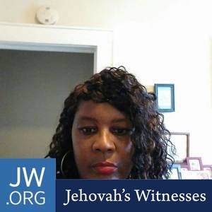 Meet your Posher, Eva